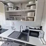 In Vatroslava Lisinskog Street, Apartamento *