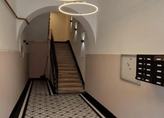 Appartement In Vatroslava Lisinskog Street, *